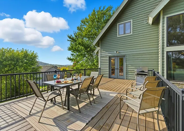 5br Retreat With Hot Tub And Game *