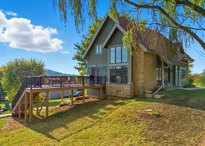 5br Retreat With Hot Tub And Game Holiday home Galena