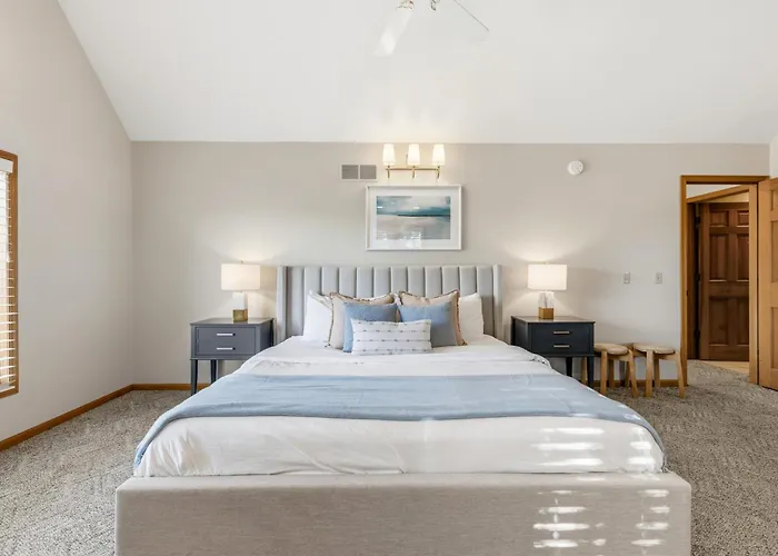 5br Retreat With Hot Tub And Game *