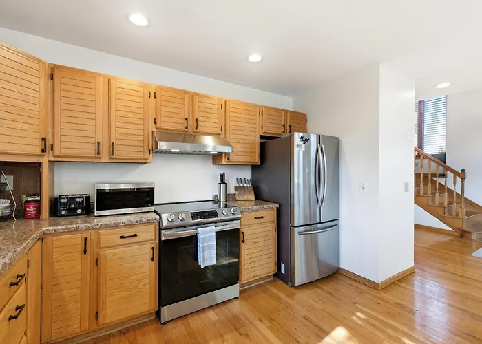 5br Retreat With Hot Tub And Game