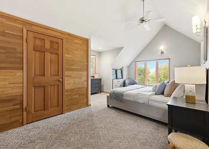 5br Retreat With Hot Tub And Game Holiday home Galena
