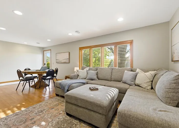 5br Retreat With Hot Tub And Game *